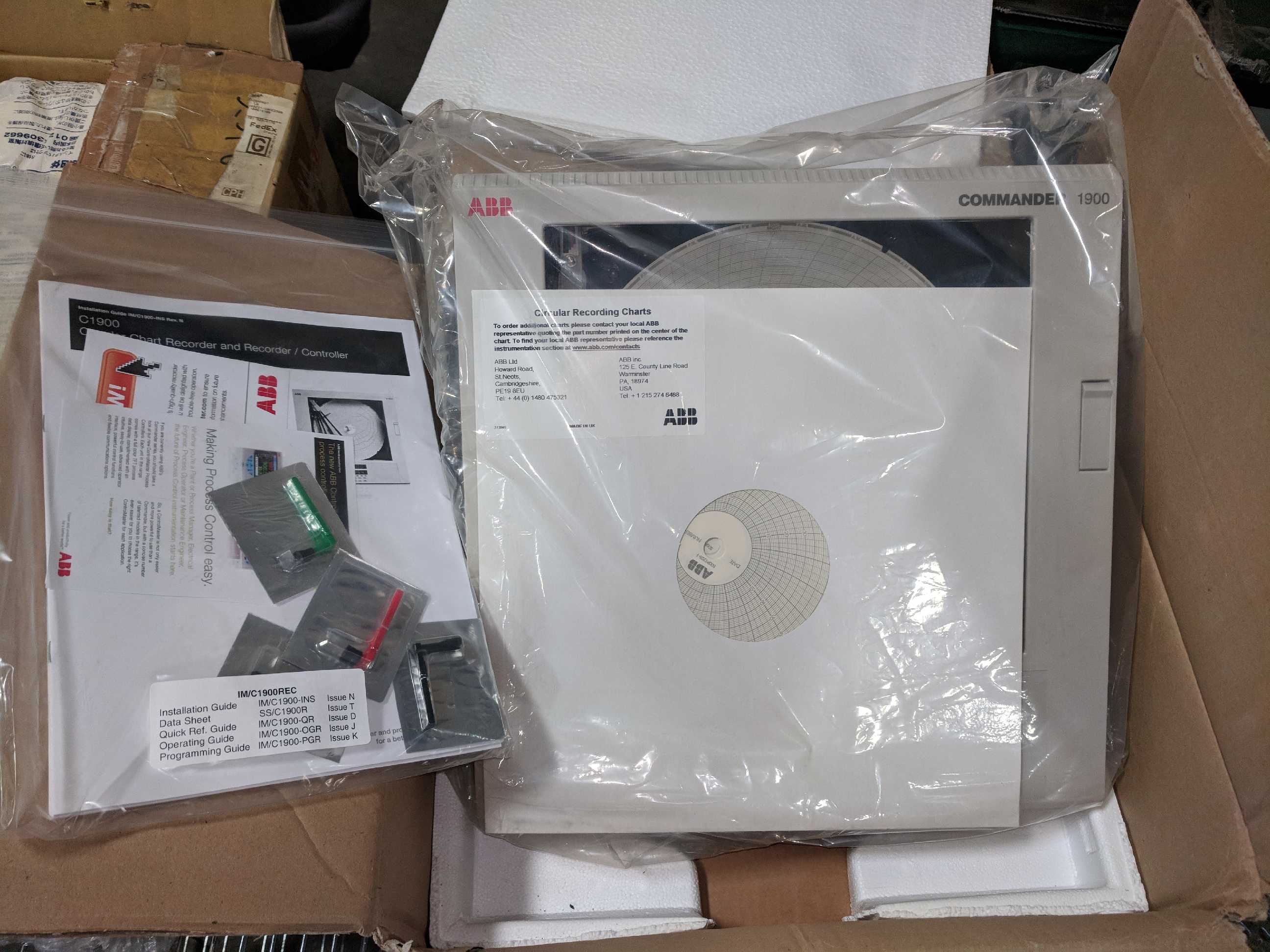 ABB Commander 1900 Circular Chart Recorder 1914JA001100000STD! Ideal
