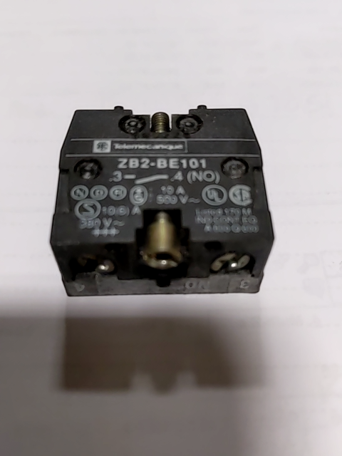 Jual ZB2BE101 ZB2BE102 CONTACT BLOCK SCHNEIDER ZB2-BE101 ZB2-BE102 Jual ZB2BE101 ZB2BE102 CONTACT BLOCK SCHNEIDER ZB2-BE101 ZB2-BE102
