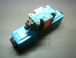  Vickers DG4V-3S-6C-M-FPA4WL-H5-60-EN476 Hydraulic Solenoid Valve Image
