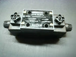  Parker Denison A4D0232030302C1W30 Directional Valve 0.72 Amps 120/60V 3000PSI Max P,A&B 1500PSI Max T Image