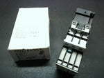  Siemens 3RT1026-1BB44 Contactor 400VAC 11kW 24VDC 3P Screw Connection Image