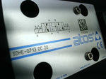  Atos SDHE-0713 DC 20 Solenoid Valve w/ Hydraulic Directional Valve DP-2713 S PIL 40Double Solenoid 3 Positions Image