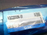  SMC VQC2200N-51 Pneumatic Solenoid Valve 5 Port Two Position 0.7mpa Image