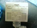  SMC ISE30A-C6L-F Pressure Switch 12-24VDC w/ Cable & Mounting Bracket Image