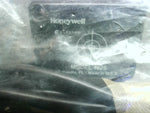  Honeywell 4925 Electro Atom Proximity Flat Pack Speed Sensor Module Unit Image