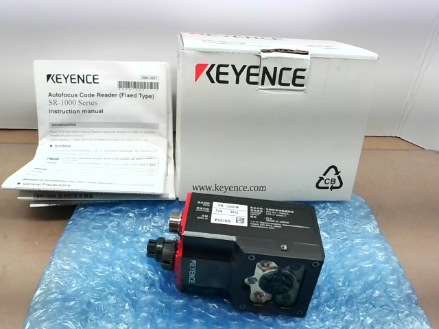 Keyence SR-1000W Automatic Focus Code Reader 24 Volt DC LPS or Class 2 ...