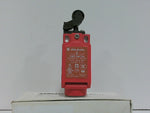  Allen Bradley 440P-CHLB12B Safety Limit Switch Image