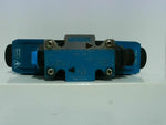  Vickers DV4V-3-2AL-M-S3-FPA5WL-B2-60 Pilot Valve Image