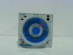  Allen Bradley 700-HRS42TA17 /D Tube Base Dual Timing Relay 100-240VAC 100-125VDC Image