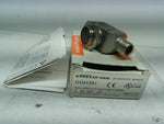  IFM Efector OGH381 Photoeye diffuse sensor with quick disconnect and DC powered Image