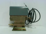  Johnson Controls V11HAA-100 3-Way Solenoid Air Valve 110/120VAC 50/60Hz 6W 0-30PSIG Image