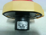  Allen Bradley 194R-PY /A Disconnect Switch Red/Yellow 600VAC 30A Image