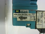  Mac Valves 423A-OOA-DM-DDAJ-1KJ Pneumatic Solenoid Valve 0-120PSI 24VDC Image