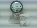  Magnehelic W04AA Pressure Gauge 15psig Image