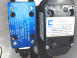  Continental Hydraulics DVS50M-3F2 Directional Valve w/VSD03M & VS5M Valves Image