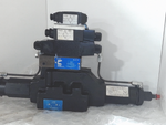  Continental Hydraulics DVS50M-3F2 Directional Valve w/VSD03M & VS5M Valves Image