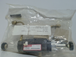  Numatics 081RD100J000000 Sandwich Regulator 10-130Psi w/Gauges 214-0103A Image
