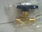  Swagelok B-42F2 1/8" NPTF One Piece Brass Ball Valve 40 Series 2500psg Image