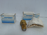  Ashcroft 1/4-1112 BE Pressure Snubber (Lot of 2) 1112BE Image