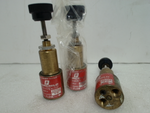  Fairchild 70B Mini Regulator (Lot of 3) 500 psi 0-5 Output Range Image