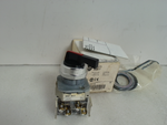  Allen Bradley 800T-HA17A /T Selector Switch 2-Position Red Knob Lever Image