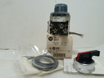  Allen Bradley 800T-HA17A /T Selector Switch 2-Position Red Knob Lever Image