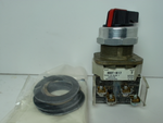  Allen Bradley 800T-HA17A /T Selector Switch 2-Position Red Knob Lever Image