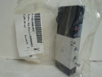  Bosch 0-820-044-002 Control Valve 5-Way 3-Position 24VDC Rexroth Image