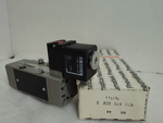  Bosch 0-820-024-026 Solenoid Valve and Coil Image