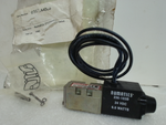  Numatics 031SA400B000061 Solenoid Valve 24VDC 6W 1/8"NPT 4-Way 2-position Image