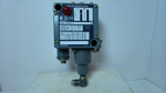 Allen Bradley 836T-T252JX15 Pressure Control Switch 75PSI 5.20 Bar Image