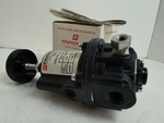 Fairchild 10203 Pressure Regulator 0-20psi 3/8"NPT 500psig Image