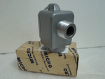  Yamatake Honeywell SV-BE Micro Valve 24V 1/2"NPT Image