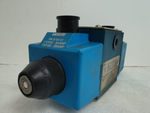  Eaton Vickers 879237 DG4S4-012C-U-B-60 Solenoid Valve 879141 110/120V 0.85A Image