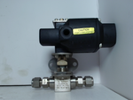  Swagelok SS-83KS6 High-Pressure 3/8" Ball Valve with 131SR Image