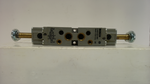  Bosch 0 820 022 992 Double Solenoid Pneumatic Valve 5/2-Way (No coils) Image