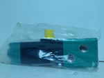  Numatics B1LSAD30HSA0061 Pneumatic Solenoid Valve 24 VDC, 1/4" NPT Image