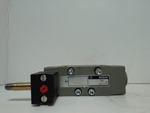  Bosch 0-820-024-026 Solenoid Valve Without Coil Image
