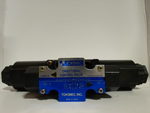 Tokimec DG4V-3-2C-M-P7-W-7-52 24VDC Solenoid Directional Control Valve