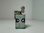 FESTO R-3-M5 381R Roller Lever Valve
