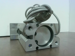  SMC MHZ2-32D2-M9PS0P0-X7 Double Acting Parallel Pneumatic Air Gripper 32mm Bore Image