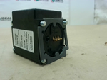  Cutler Hammer E51DP3 RetroReflective Photoelectric Switch Image