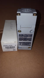  Allen Bradley 802PR-LACH2 Self Contained Proximity Switch Image