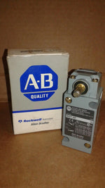  Allen Bradley 802T-AP Plug-in Oiltight Limit Switch Lever Operated Series J Image