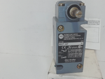  Allen Bradley 802T-AP /H Limit Switch Oil Tight 802TAP Image