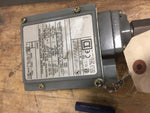  GENERAL ELECTRIC THQB32040 INTERRUPTOR Image