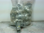  Thomas Betts 268 Armored Cable Squeeze Connector 1/2"NPT 90 Degree (29 PCS) Image