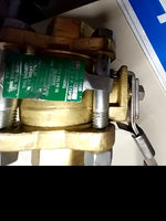  Watts 6800-LC 1" NPTF Brass Ball Valve w/Latch-Lok Handle Image