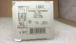  Pass & Seymour L520-C Turnlock Connector 2P 3 Wire Grounding 20A 125V NEMA L5-20R Image