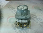  ALLEN BRADLEY 800TN2KF4B Selector Switch  3 Position Image